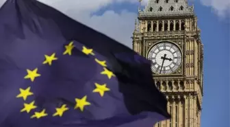 İngiltere'de Hükümete 'Brexit Stratejisi' Baskısı