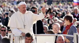 Papa, Suriye'de Ateşkes Sağlanması İçin Sorumlulara Yalvardı