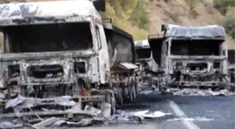 PKK'lılar Bir Maden Ocağına Ait 3 TIR'ı Ateşe Verdi