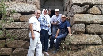 Afyonkarahisar Kent Konseyi 'Dede İni'Nin Restore Edilip Turizme Kazandırılmasını İstiyor