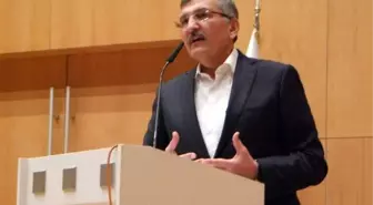 Başkan Murat Aydın: 'Merkezefendi Şehir Kütüphanesi'nde Turgut Cansever Hocamızın İzi Var'