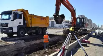 Diyarbakır'a 15 Kilometre Yağmur Suyu ve Kanalizasyon Şebekesi Döşeniyor