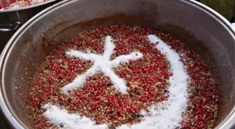 Şehzadeler'in Aşure Geleneği Devam Ediyor