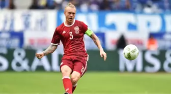 Simon Kjaer, Milli Takımdaki Performansıyla Tepki Topladı