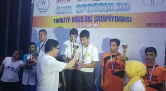 Burhaniyeli Özel Sporcular Bowling Şampiyonu Oldu