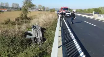 Tekirdağ'da Otomobil Şarampole Yuvarlandı: 1 Ölü 2 Yaralı