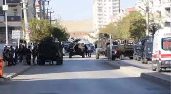 Hücre Evi Baskınında 'Canlı Bomba' Kendini Patlattı; 3 Polis Şehit, 8 Yaralı (5)