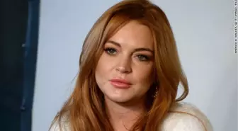 Donald Trump: Lindsay Lohan Yatakta Harika Olur