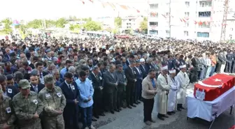 Şehit Uzman Çavuşu Binler Uğurladı