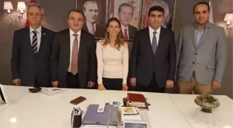 Kaymakam Öztürk'ten AK Parti'ye Ziyaret
