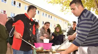 Nezaket Okulu Öğrencilerinden Aşure Etkinliği