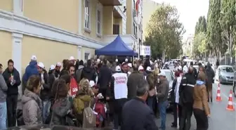 Greve Çıkan İşçiler Bakırköy Belediyesi Önünde Eylem Yaptı