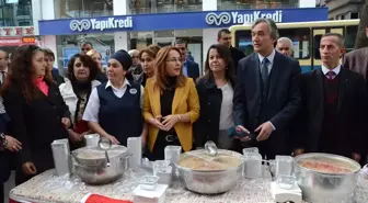 MHP Zonguldak İl Başkanlığı Aşure Dağıttı