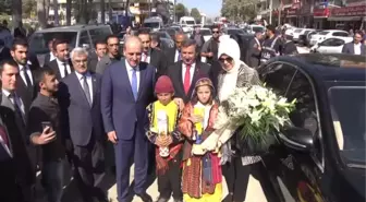 Başbakan Yardımcısı Kurtulmuş, Gölhisar Kaymakamlığını ve Belediye Başkanlığını Ziyaret Etti