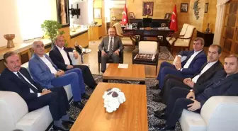 Mardin AK Parti İl Teşkilatı, Vali Yaman'ı Ziyaret Etti