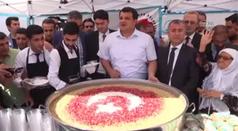 Sur'da 5 Bin Kişiye Aşure Dağıtıldı