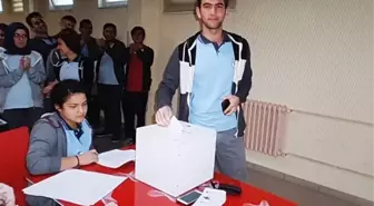 Vezirköprü Fen Lisesi'nde Başkanlık Seçimi Yapıldı