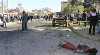 Bingöl'de Zırhlı Polis Aracına Saldırı: 2 Polis Şehit, 5'i Polis 19 Yaralı (3)