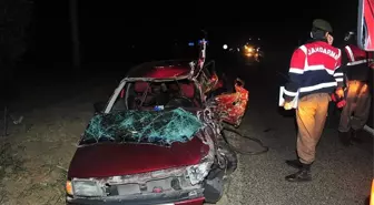 Bursa'da Trafik Kazası: 2 Ölü, 4 Yaralı