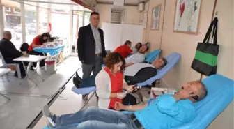 Gördes'te Kan Bağışına Büyük İlgi