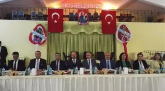 Altunhisar Kaymakamı Mehmet Erdem Şehit ve Gazi Ailelerine Yemek Verdi