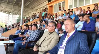 Başkan Turgut, Medcem Silifke Belediyespor'un Maçlarını Kaçırmıyor