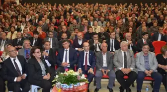 Niksar'da 'Cumhuriyet ve Demokrasi' Konferansı