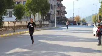 Kargı Panayır Etkinliklerinde Atletizm Yarışları Yapıldı