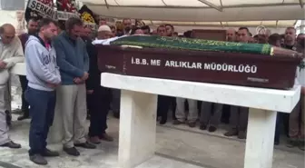 Kalp Krizi Sonucu Ölen Lise Öğrencisi Defnedildi