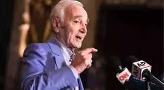 Charles Aznavour: Türkiye'nin Büyük Şarkıcısı Yok