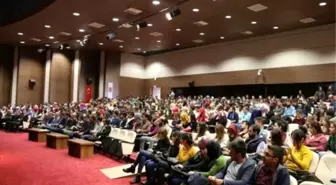 Neü'de 'Cumhuriyetimizin İlanının 93. Yıl Dönümü' Konulu Panel Düzenlendi