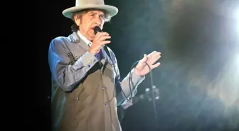 Bob Dylan Sessizliğini Bozdu