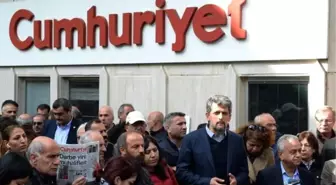 Cumhuriyet Gazetesi'ne Destek Eylemleri