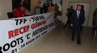 Antrenörlük Kursuna Başkan Gürkan'ın Adı Verildi