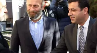 Demirtaş'tan Cumhuriyet Gazetesine Destek