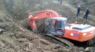 Göçük Altında Kalan İşçi Hayatını Kaybetti