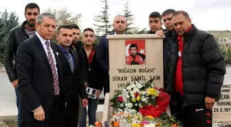 Sinan Şamil Sam Anıldı