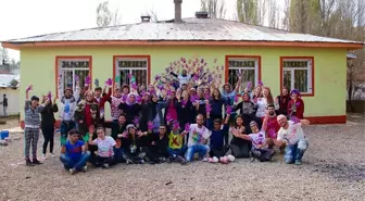 Gönüllü Melekler' Köy Çocukları İçin Seferber Oldu