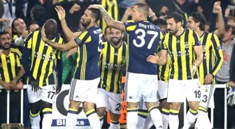 Fenerbahçe, Manchester United'ı 2-1 Mağlup Etti