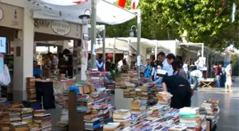 Sahaf Sema Temoçin: 'Hobileri İnsanları Hayata Bağlıyor'