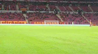 Galatasaray'ın, Medipol Başakşehir Maçındaki Tribün Boşluğu Gözlerden Kaçmadı