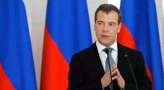 Medvedev: 'Enflasyon, Sene Sonunda Yüzde 5,5 Olacak'