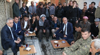 Vali Toprak'tan Esnaf ve Vatandaşa Ziyaret