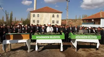 Yozgat'ta Yanarak Hayatını Kaybeden 3 Kız Kardeş Son Yolculuğuna Uğurlandı