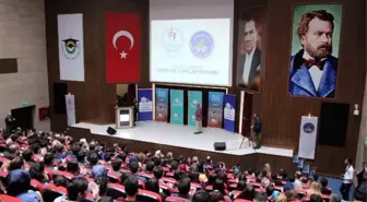 Tarihçi ve Yazar Talha Uğurluel Üniversite Öğrencileri ile Buluştu