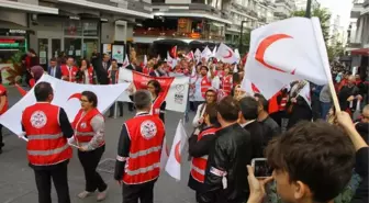 Türk Kızılayı'ndan 'Merhamet Yürüyüşü'