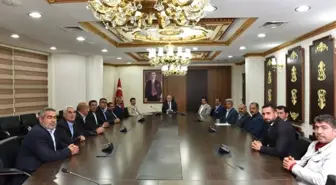 Vali Tuna Köy Korucularıyla Bir Araya Geldi