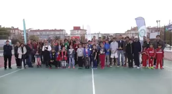 Cumhuriyet Kupası Tenis Turnuvası Sona Erdi