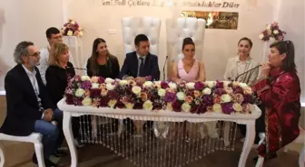 Ünlü Oyuncu Nikah Şahidi Oldu