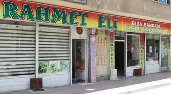 Van Rahmet Eli Derneğinden 244 Aileye Yardım